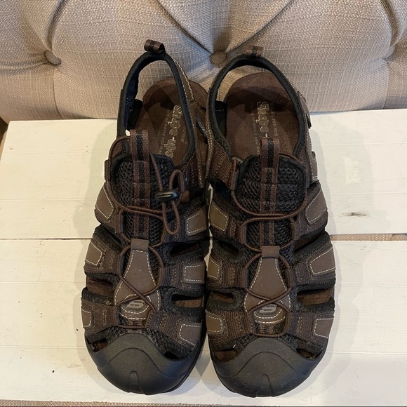 SKECHERS Mens Shape-Up Sandal - Picture 2 of 8